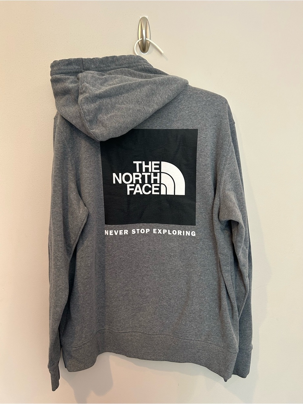Men’s The North Face Gray Hoodie with Black & White Logo size M